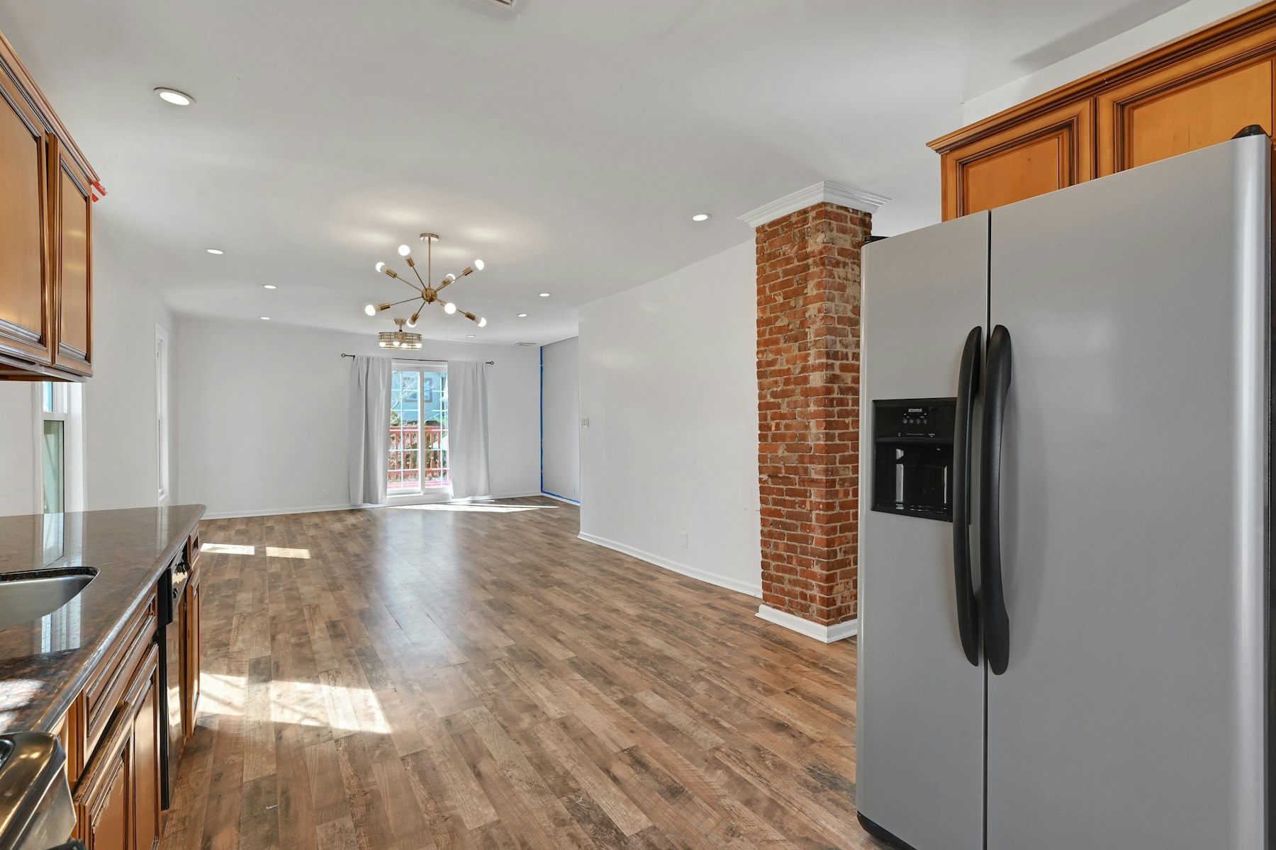 30 Columbia Terrace Apt 2